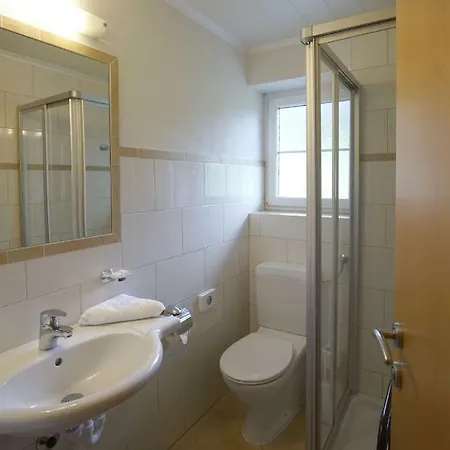 Gaestehaus Alpenblick Guest house 2*