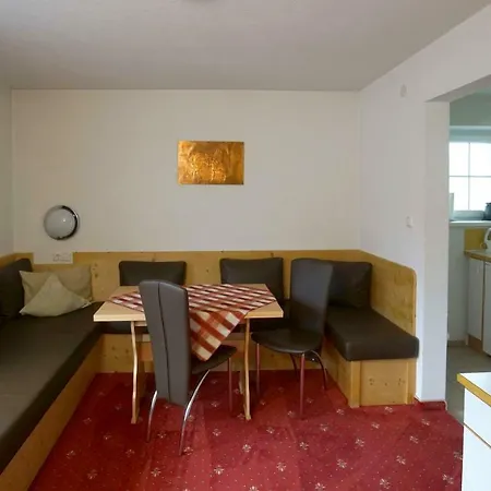 Guest house Gaestehaus Alpenblick Lermoos