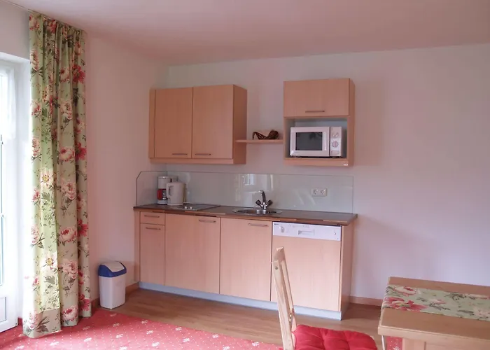 Gaestehaus Alpenblick Лермос