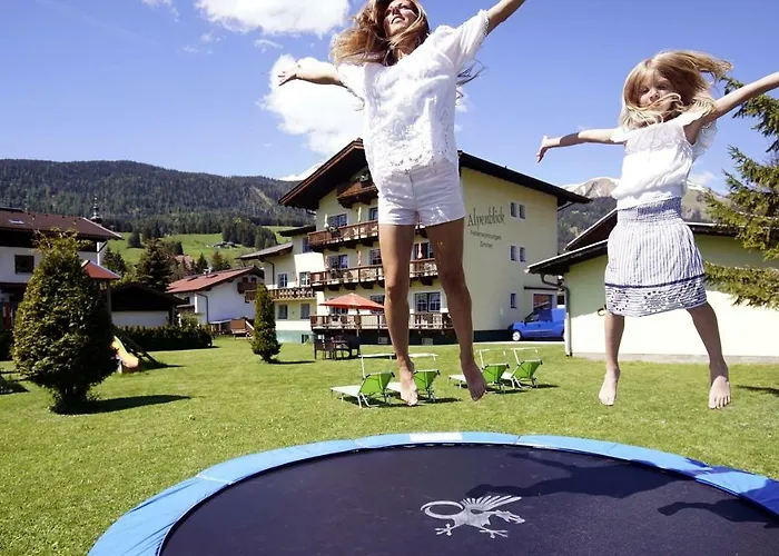 Gaestehaus Alpenblick Гостевой дом 3*