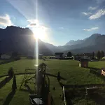Gaestehaus Alpenblick 3*